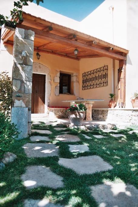 Traditional Villa With Pool In Sfakia Imbros Екстер'єр фото